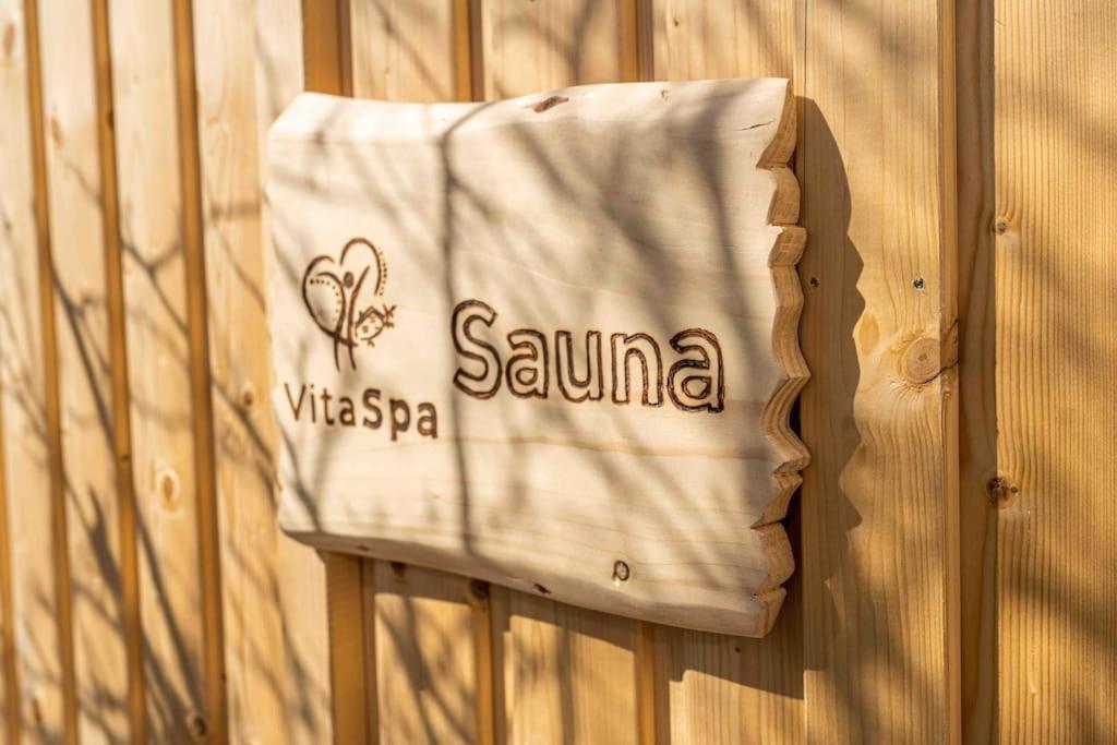 Chalet Vitaspa - Whirlpool & Sauna Privatspa Пеґніц Екстер'єр фото