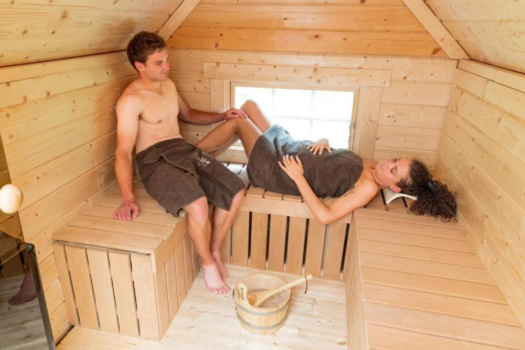 Chalet Vitaspa - Whirlpool & Sauna Privatspa Пеґніц Екстер'єр фото